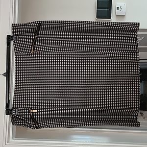 Black & White Print Skirt (NWOT)